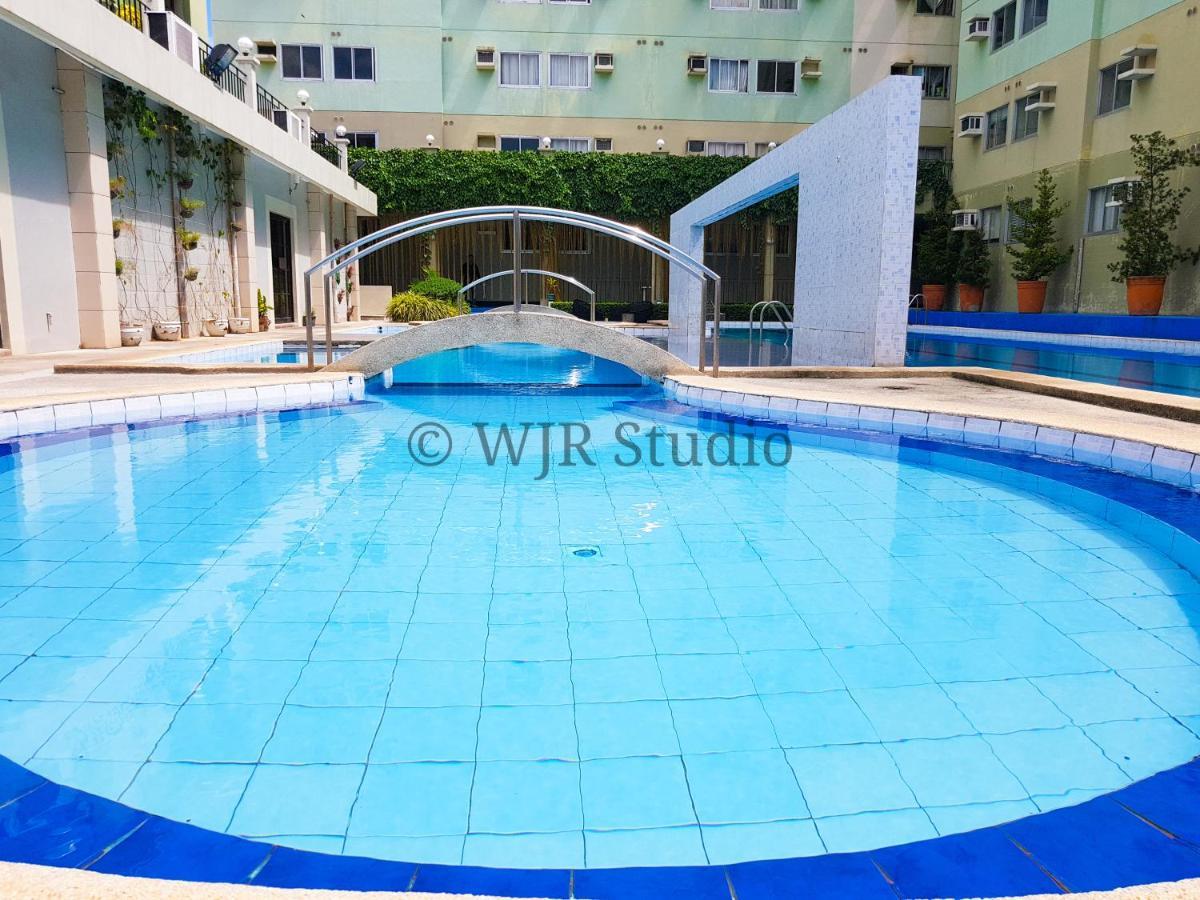 Queen Bed Suite- Japanese Style Muntinlupa City Exterior photo